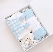 Load image into Gallery viewer, Classic Beautiful Boy Gift Box
